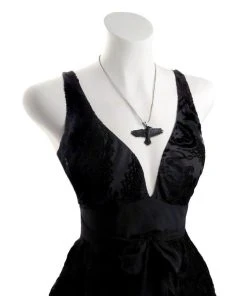 Alchemy Black Raven Necklace 2 Alchemy Black Raven Necklace -vampirefreaks shop 6457 3 f92b644b be3f 4126 9132 25feb9ad319b 1000x