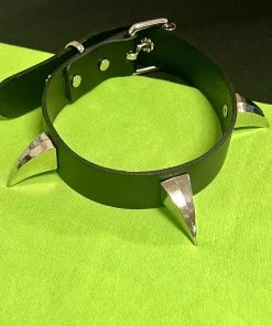 Funk Plus Claws Out Choker [3 Spikes]