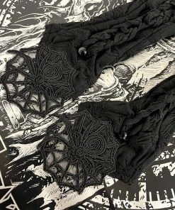 Dark In Love Bitten Black Widow Gloves -vampirefreaks shop Goth Vampire Arm Warmers 1000x