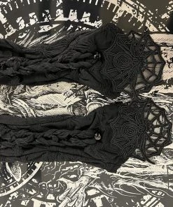 Dark In Love Bitten Black Widow Gloves -vampirefreaks shop Gothic Beautiful Gloves 1000x