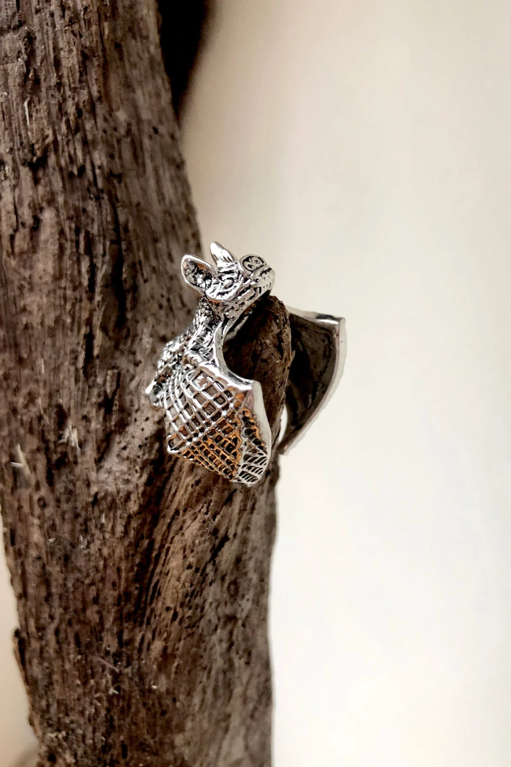 Catalyst Vampire Bat Hugger Ring - Image 5