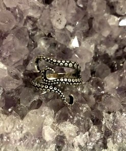 Catalyst Pirate's Curse Tentacles Ring [Silver] -vampirefreaks shop IMG 3669 1000x