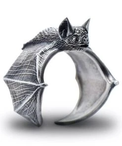 Catalyst Vampire Bat Hugger Ring