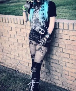 VampireFreaks Striped Fingerless Gloves [Multiple Colors Available] -vampirefreaks shop chainsawizzietightsz da5ac933 0d45 4ff3 a3b0 0b00e096e84e 1000x