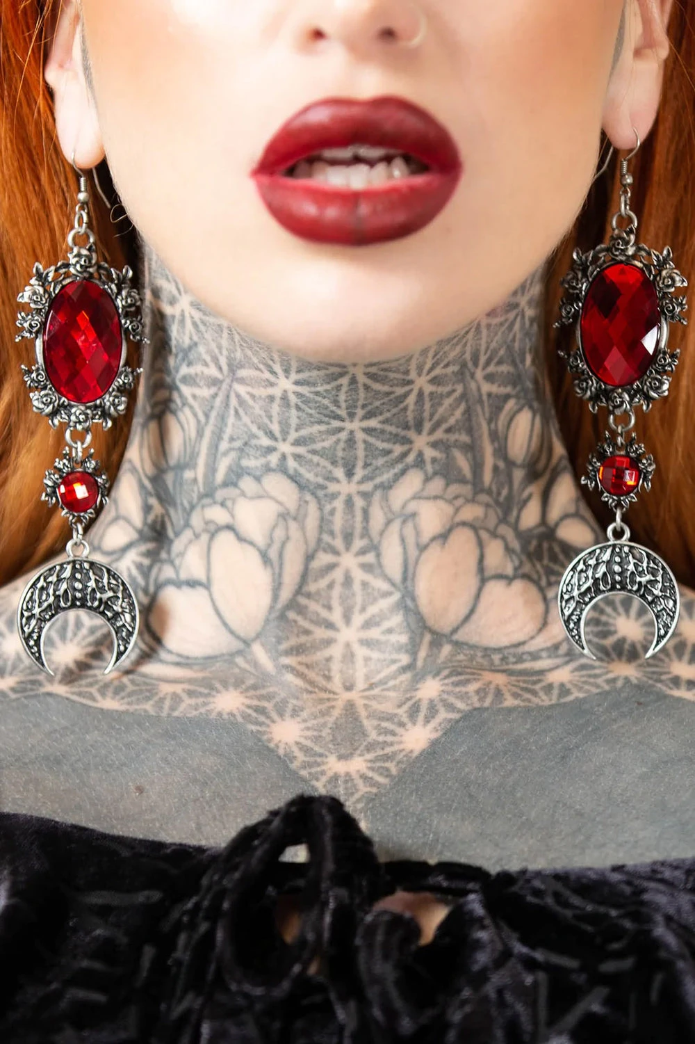 Worlds Beyond Earrings Killstar Worlds Beyond Earrings -vampirefreaks shop