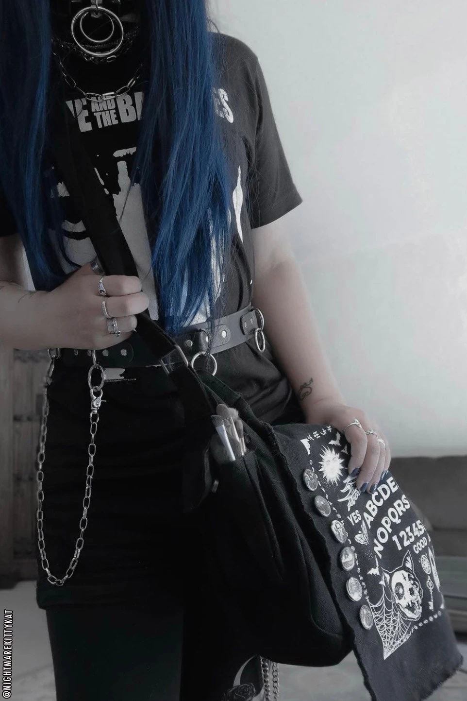 VampireFreaks Purranormal Spirit Board Messenger Bag - Image 6