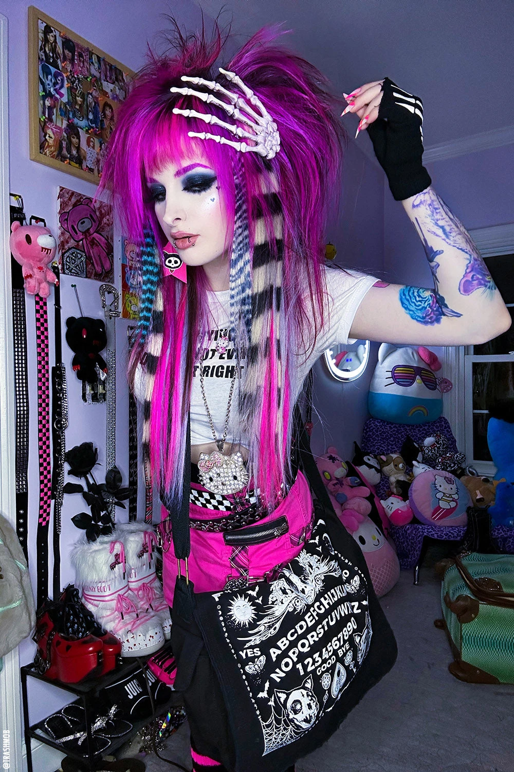 VampireFreaks Purranormal Spirit Board Messenger Bag - Image 7