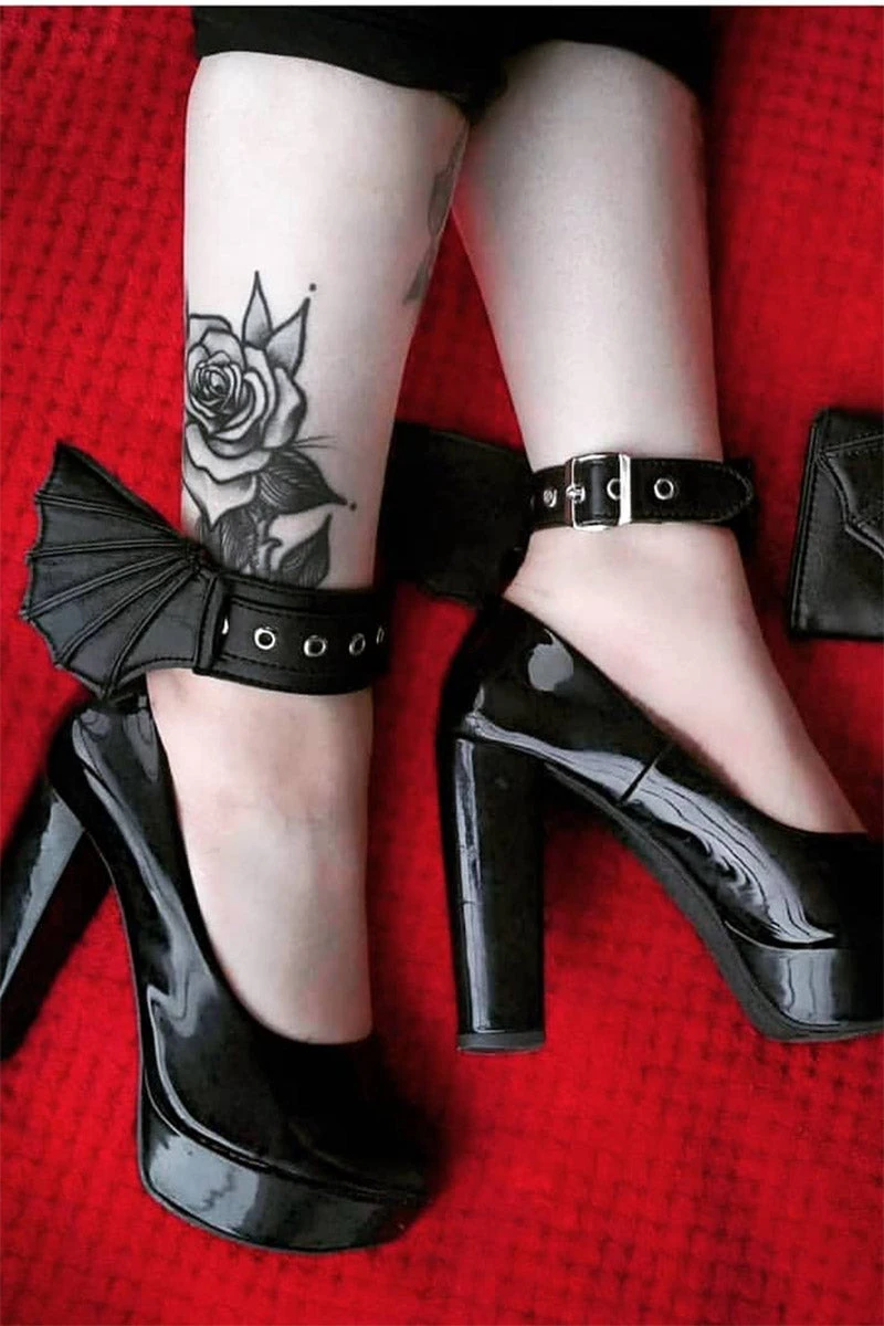 Restyle Batwing Shoe Cuffs - Image 4