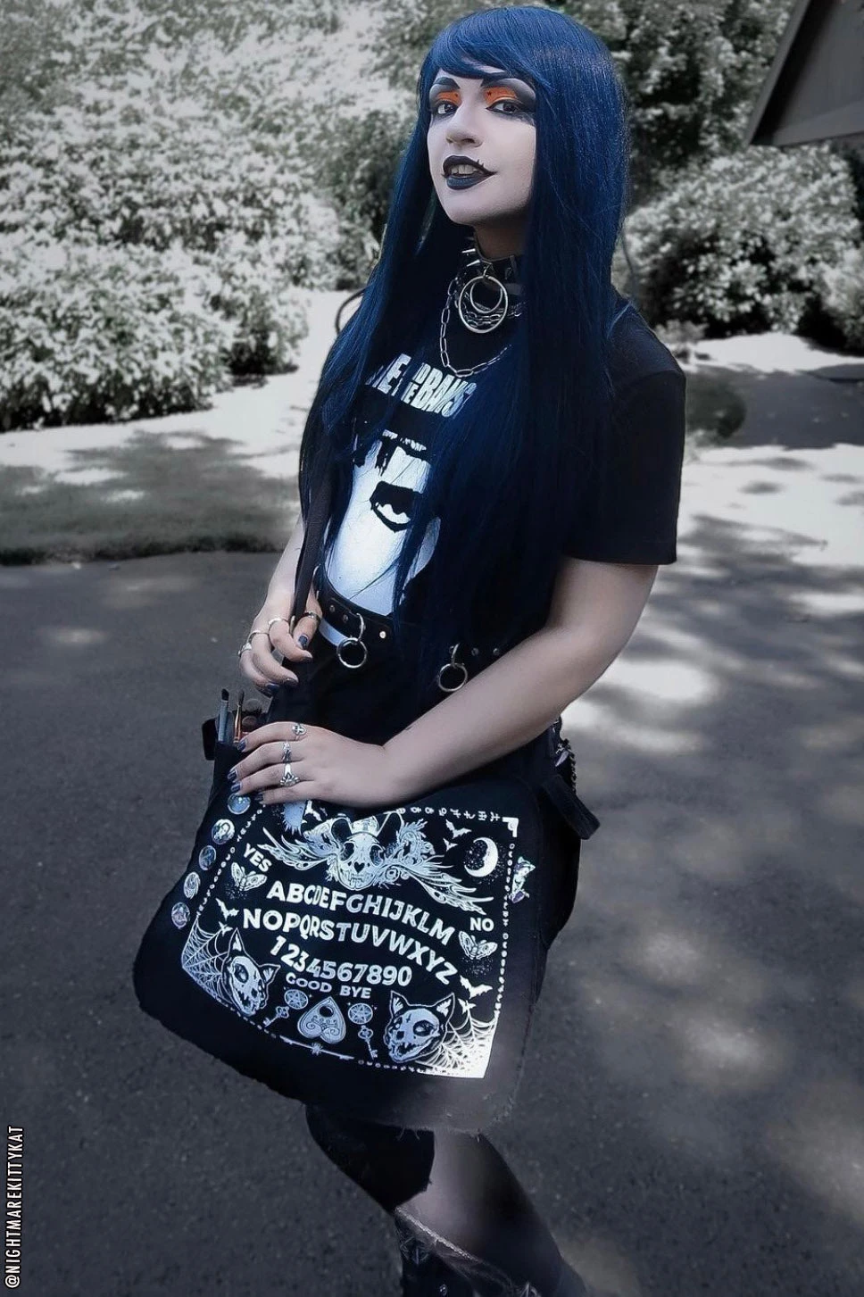 VampireFreaks Purranormal Spirit Board Messenger Bag - Image 5